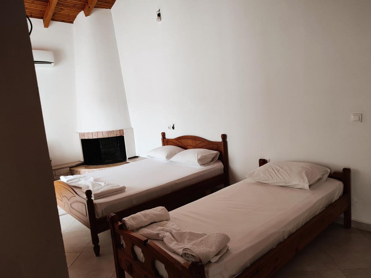 Petros Rooms Himarë Oda fotoğraf