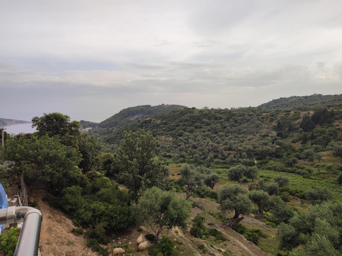Petros Rooms Himarë Dış mekan fotoğraf