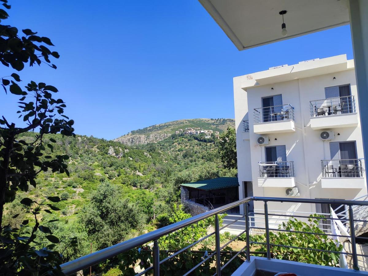 Petros Rooms Himarë Dış mekan fotoğraf