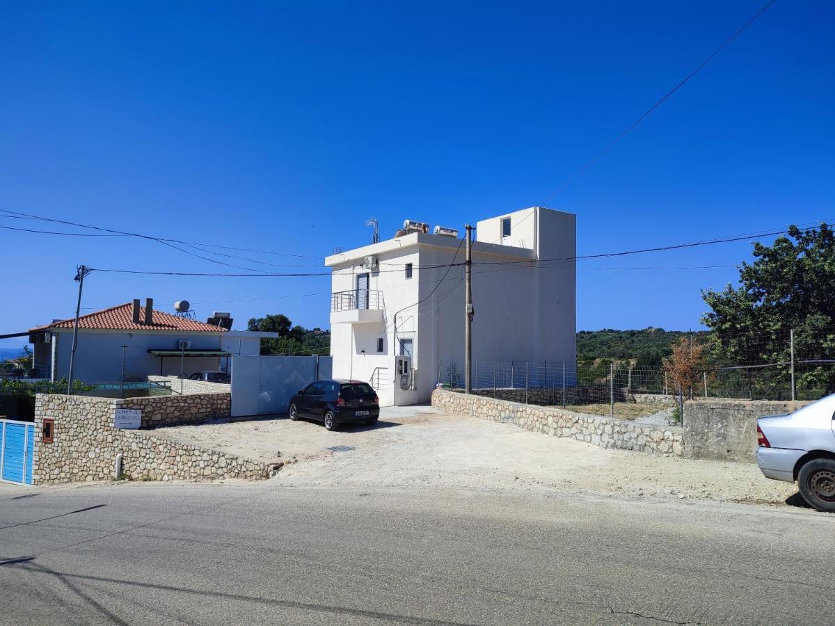 Petros Rooms Himarë Dış mekan fotoğraf