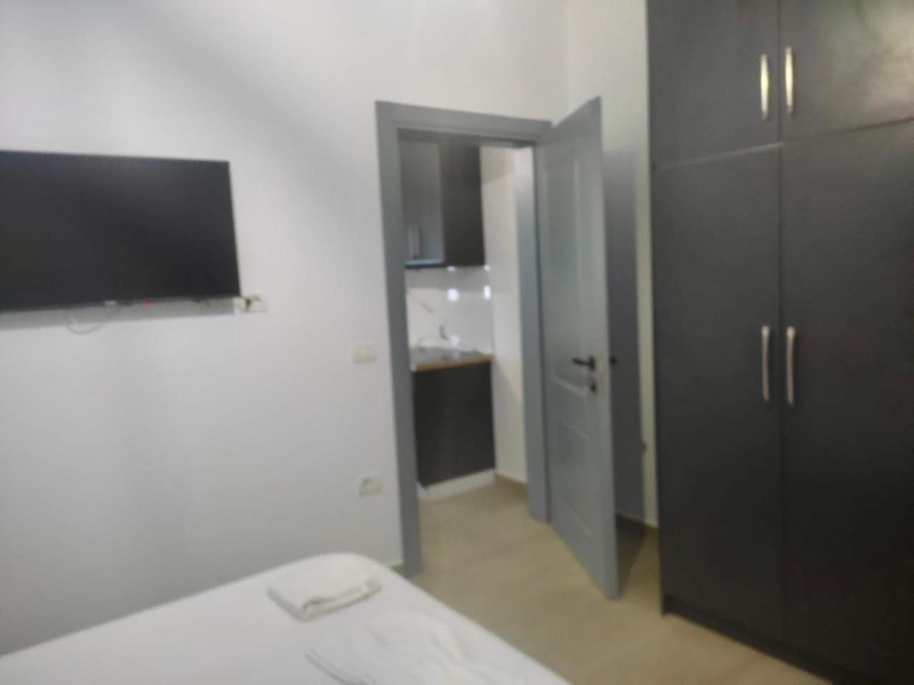 Petros Rooms Himarë Dış mekan fotoğraf